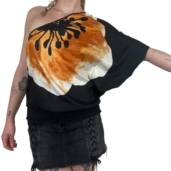Rampage Size Small Black White and Orange Floral One Shoulder Top - Picture 2 of 7